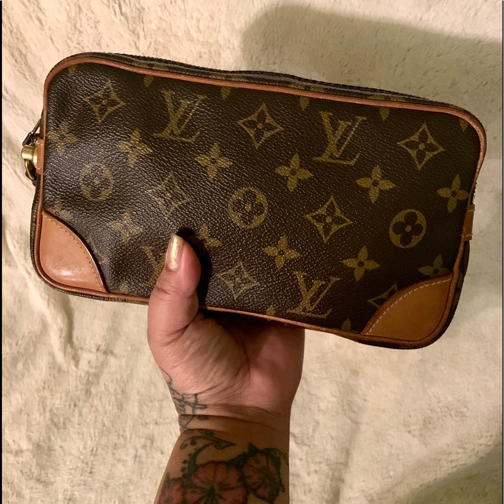 👑✅PRICE FIRM✅ AUTHENTIC LV Marley Dragonne PM - Picture 5 of 17